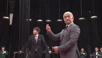 「最優秀福男芸人賞」を決めるコーナーに出演するダウンタウンら。(c)TBS