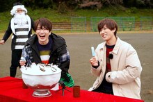 左から、深澤辰哉、阿部亮平。(c)東海テレビ