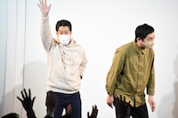 会場にサプライズで現れたウエストランド。