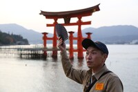 「とらぶる？トラベル！2022」のワンシーン。(c)カンテレ