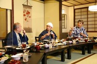 「とらぶる？トラベル！2022」のワンシーン。(c)カンテレ