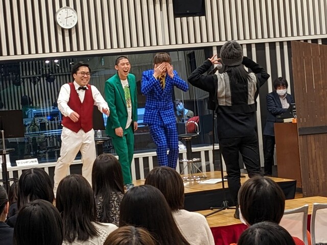 リスナーを招いてギャグ108連発を披露する怪奇！YesどんぐりRPG。