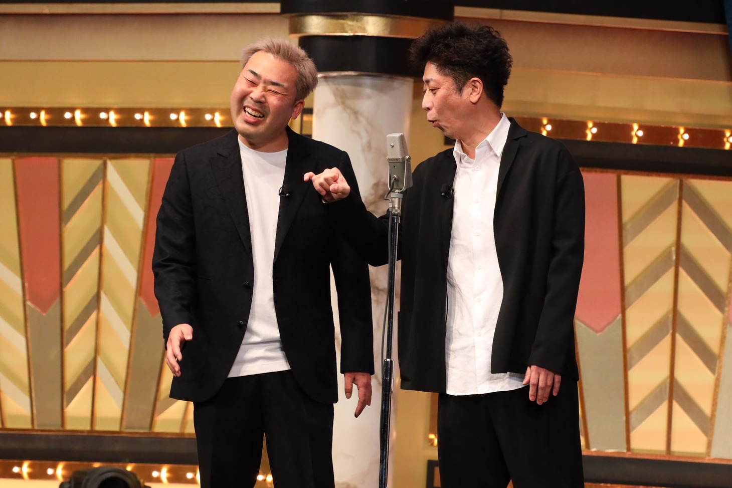 フットボールアワー