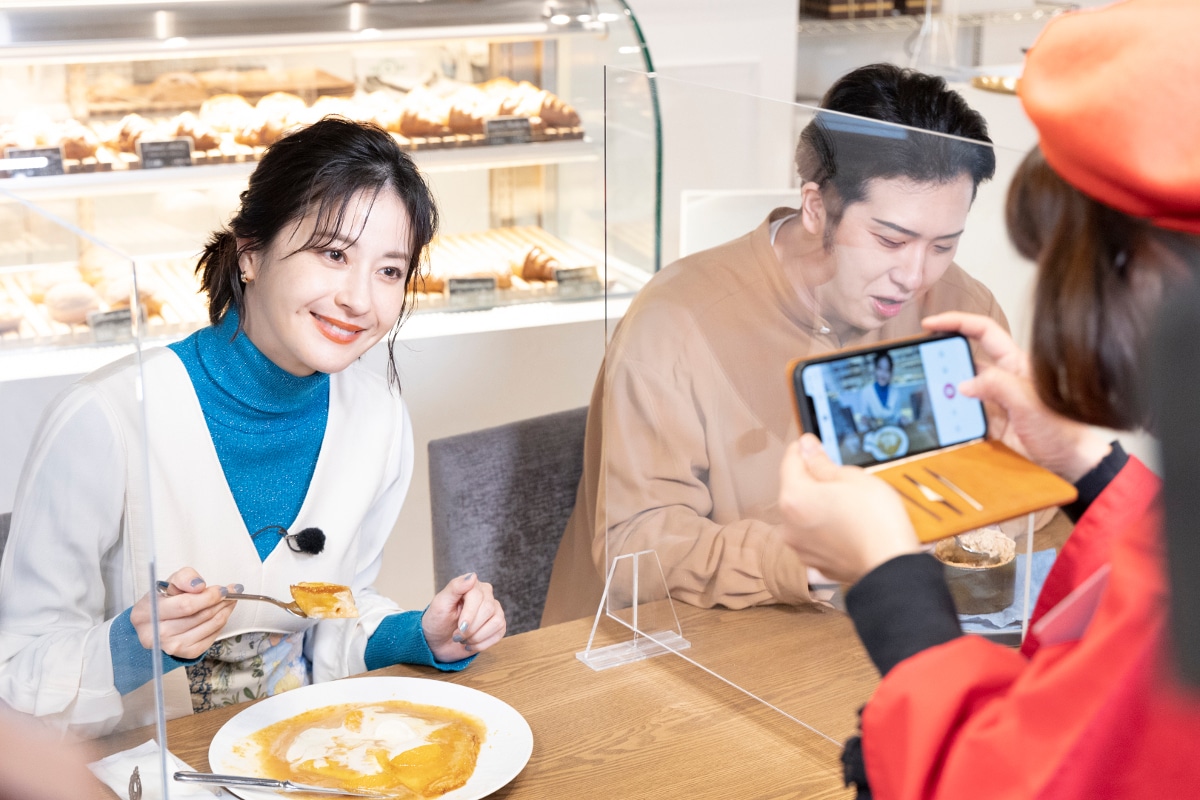 左から、松本若菜、尾上松也。(c)TBS