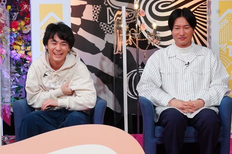 左からダウ90000蓮見、相席スタート山添。(c)読売テレビ