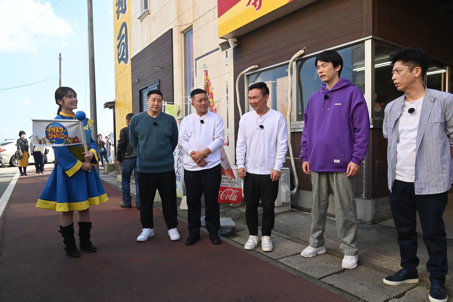 左から、渋谷凪咲、チョコレートプラネット、かまいたち、フットボールアワー後藤。(c)フジテレビ