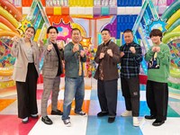 「ハラチョコ バチバチTV」に出演する（左から）滝沢カレン、ハライチ、チョコレートプラネット、大橋和也。(c)テレビ朝日