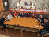 「帰れま10」に出演する（左から）槙野智章、アンタッチャブル山崎、タカアンドトシ、吉高由里子、北村匠海、鬼越トマホーク。(c)テレビ朝日