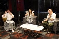 左から、豊崎由里絵、みちょぱ、シソンヌ長谷川。(c)フジテレビ