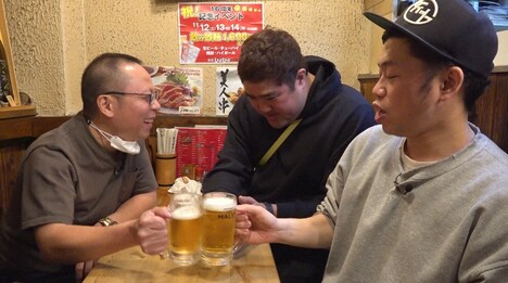 左から、瀧見信行、諸見里大介、吉田裕。(c)ABCテレビ