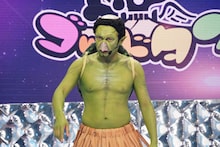 劇団ひとり (c)テレビ東京