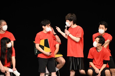 同期ではないから帰れと言われるヘンダーソン中村。