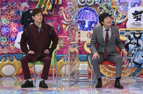 左から、陣内智則、蛍原徹。(c)テレビ朝日