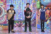 Mリーガーの(左から)多井隆晴、佐々木寿人、岡田紗佳。(c)テレビ朝日