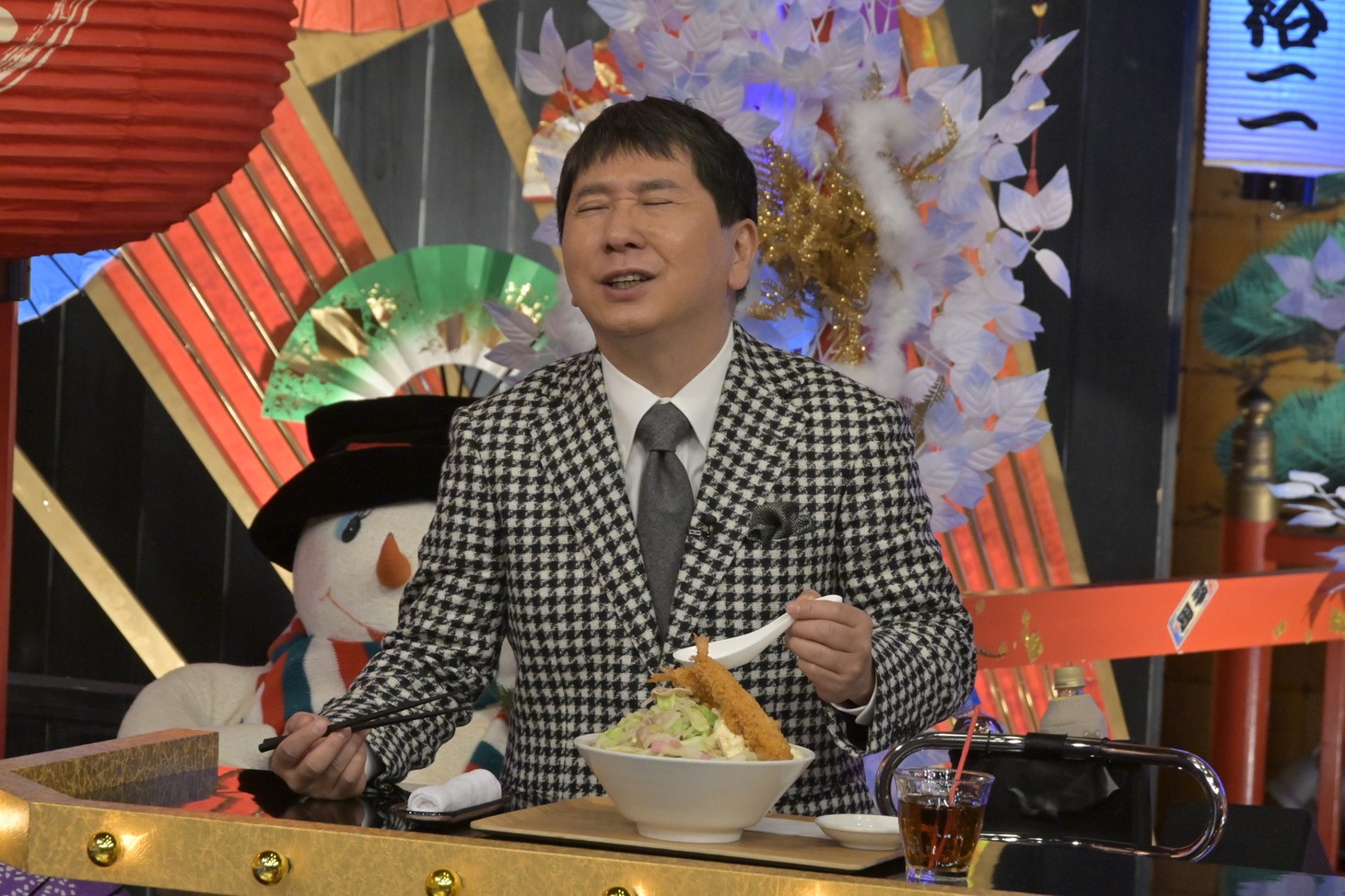 爆笑問題・田中 (c)読売テレビ