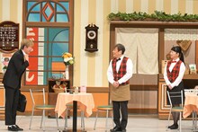 「内場勝則 座長公演」のワンシーン。
