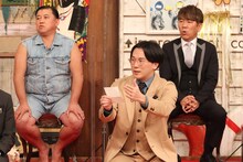 左から、スギちゃん、ザ・マミィ林田、FUJIWARA藤本。(c)フジテレビ