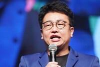 「博多大吉リクエストアワー」MCの銀シャリ橋本。