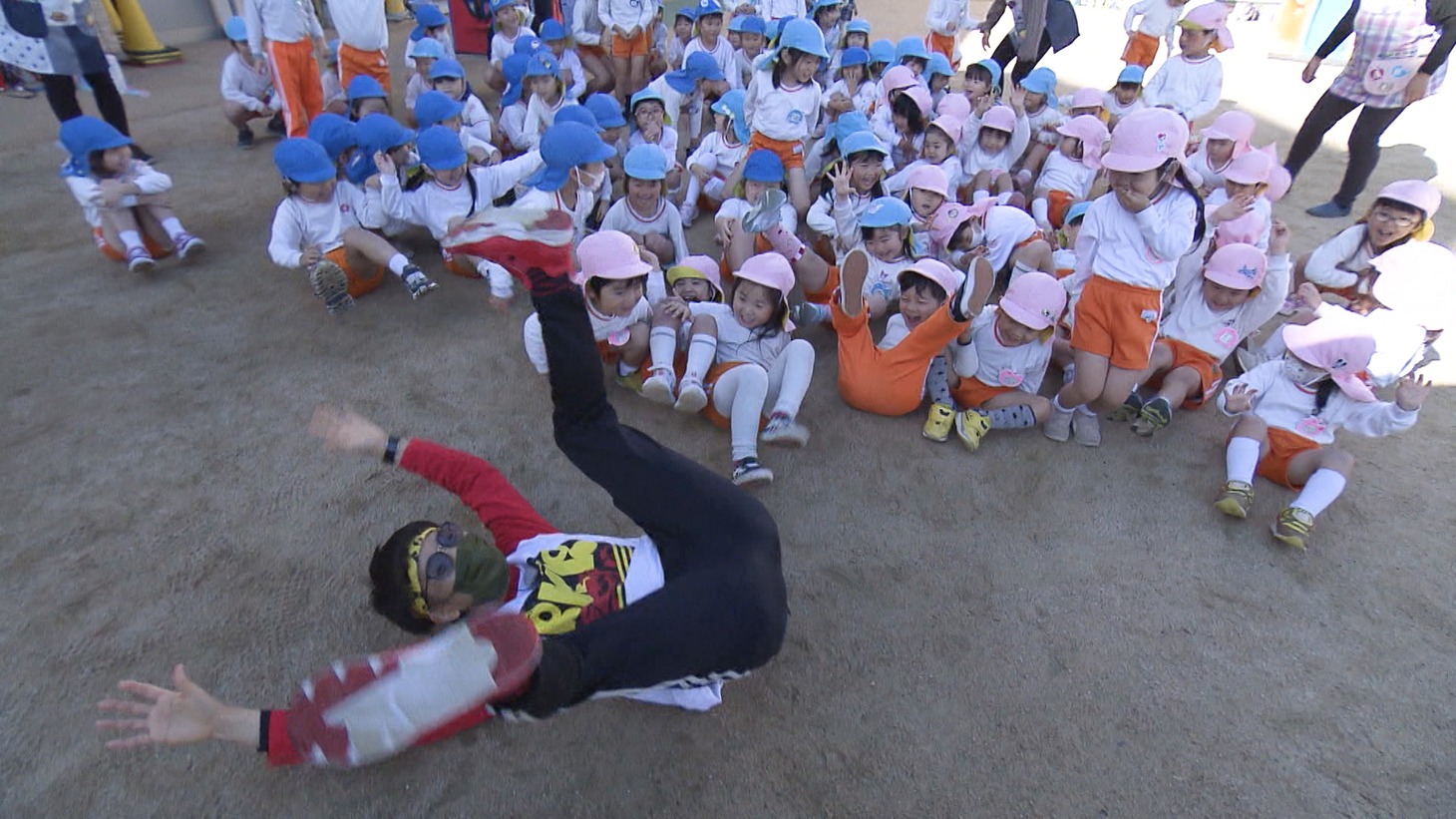 BKBの凱旋旅のワンシーン。(c)ABCテレビ