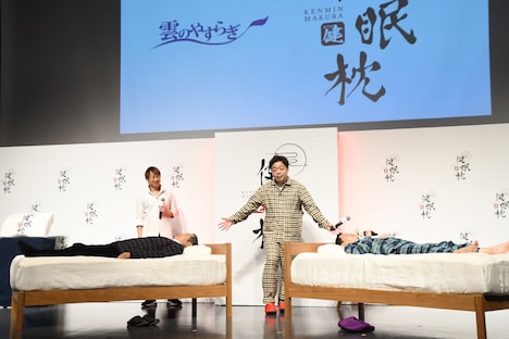 またとない構図でシャッターチャンスを作るダイアン・ユースケ。