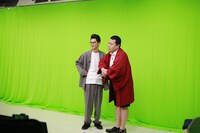 「北斎のお部屋探し九十三景 by at home」撮影中の様子。