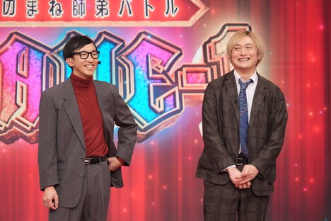 左から、こがけん、JP。(c)フジテレビ