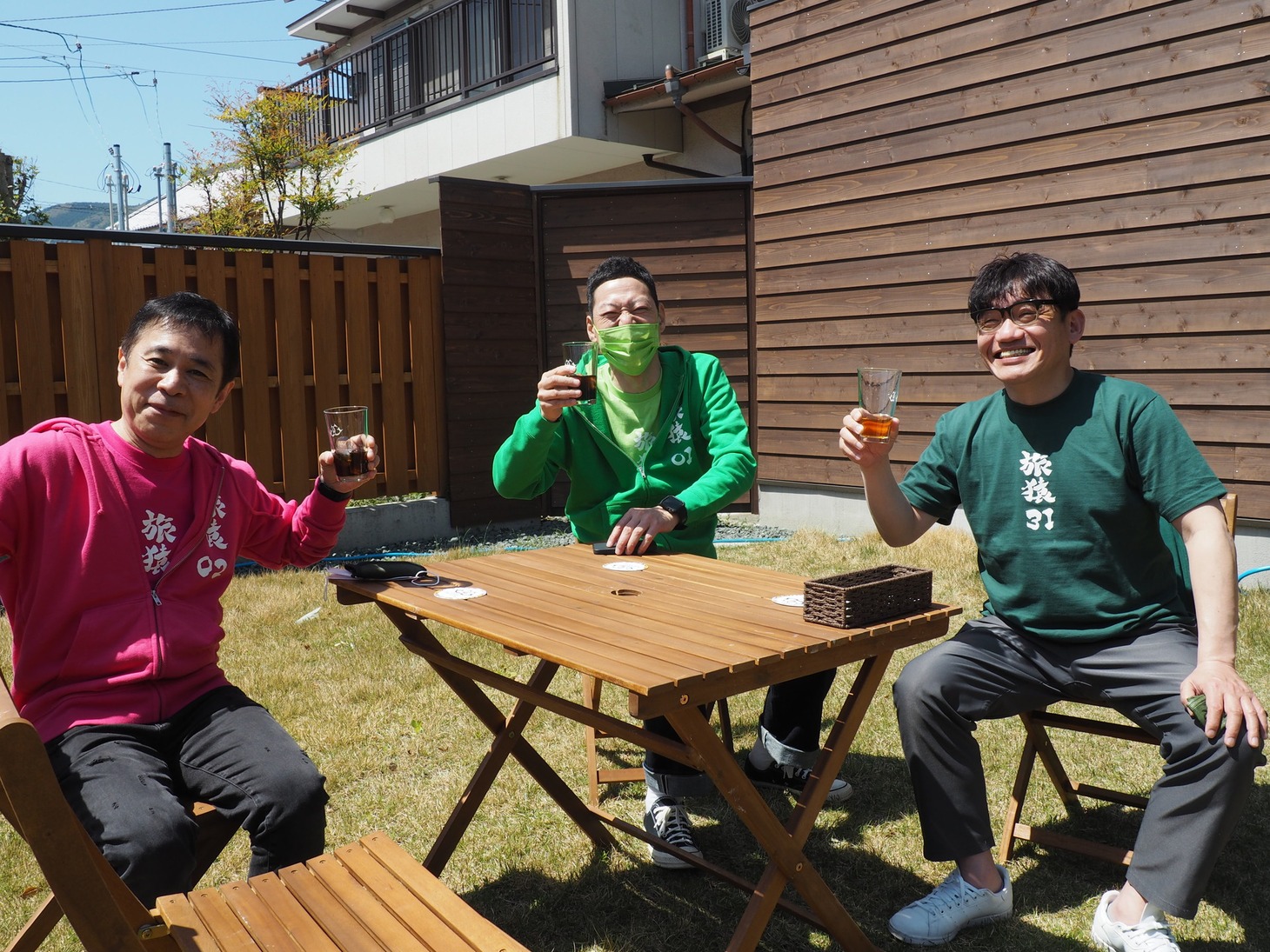 DVD「東野・岡村の旅猿21 プライベートでごめんなさい… 何も決めずに 愛媛県の旅 プレミアム完全版」より。