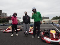 DVD「東野・岡村の旅猿21 プライベートでごめんなさい…スペシャルお買得版」より。