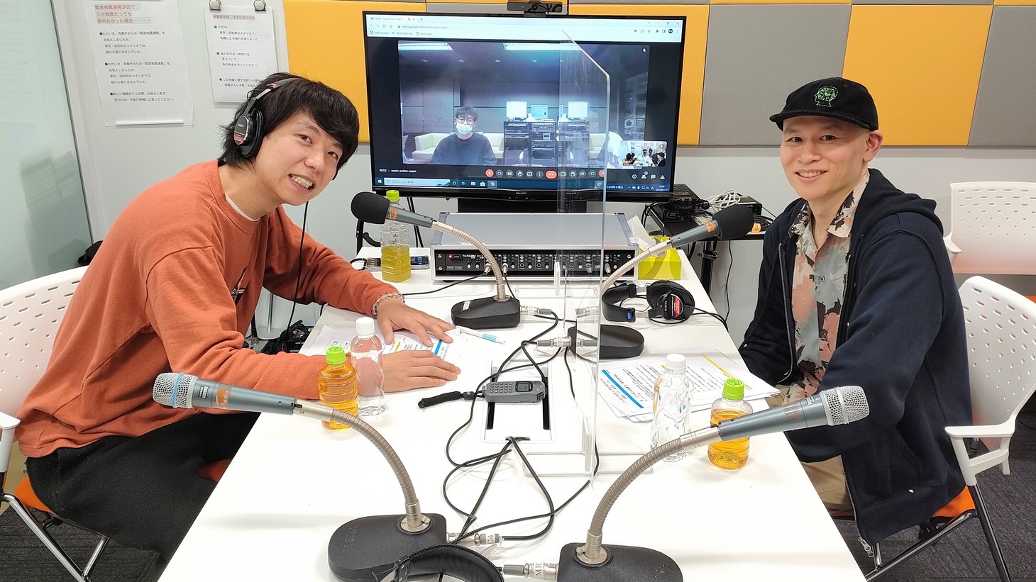 左からニッポンの社長・辻、ピノキオピー。