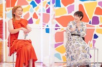 左から、千鳥ノブ、北乃きい。(c)フジテレビ