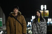 「木曜劇場『忍者に結婚は難しい』」第4話のワンシーン。左から、鈴木伸之、菜々緒。(c)フジテレビ