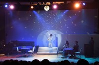 溜口スーパー生誕ショーの幕開け。