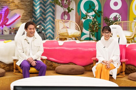 狩野英孝と水野美紀。(c)CBC