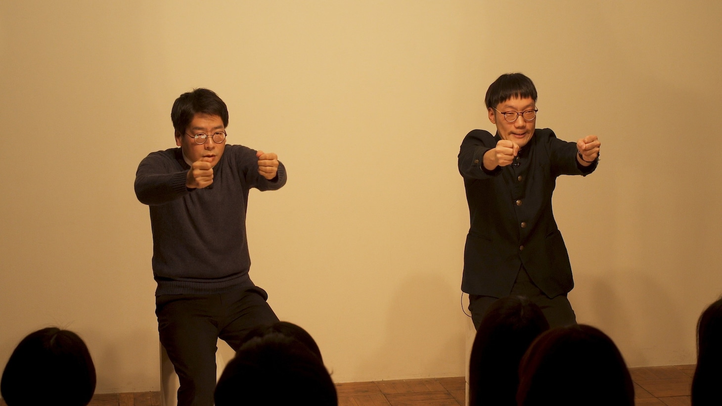男性ブランコ