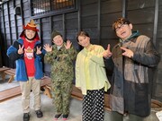 左から、れきしクン、やす子、友近、ずん飯尾。(c)CBC