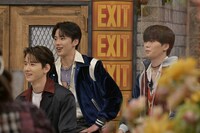 左から佐藤景瑚、河野純喜、木全翔也。(c)読売テレビ