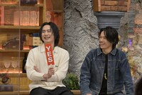 左からØMI、今市隆二。(c)読売テレビ