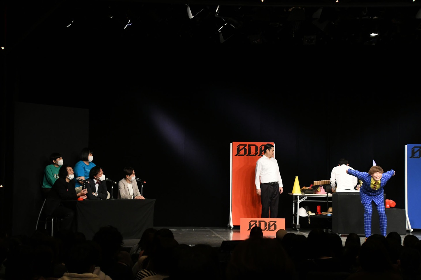「東京初上陸!!!BDB～爆裂地肩バトル～in ルミネ」決勝戦の様子。