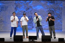 宇田川フリーコースターズの「富士山」を歌うおぎやはぎとバナナマン。