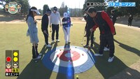 「ゴルフの祭典!!おぎやはぎの『ナイスショットです。』」のワンシーン。