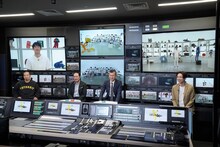 「笑い飯presents ひとりで60分～ロングコートダディ・堂前編～」のワンシーン。(c)読売テレビ