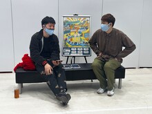 生配信中の滝音。