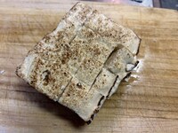 切った焼き豆腐。