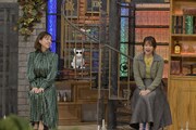 左から高橋真麻、久代萌美。(c)読売テレビ