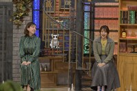 左から高橋真麻、久代萌美。(c)読売テレビ