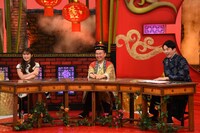 左から渋谷凪咲、かまいたち。(c)関西テレビ