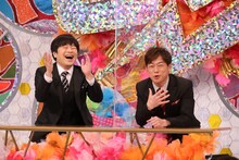 左からバカリズム、陣内智則。(c)カンテレ