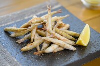 ワカサギの塩唐揚げ。(c)日本テレビ