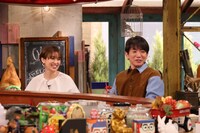 左から南明奈、よゐこ濱口。(c)カンテレ