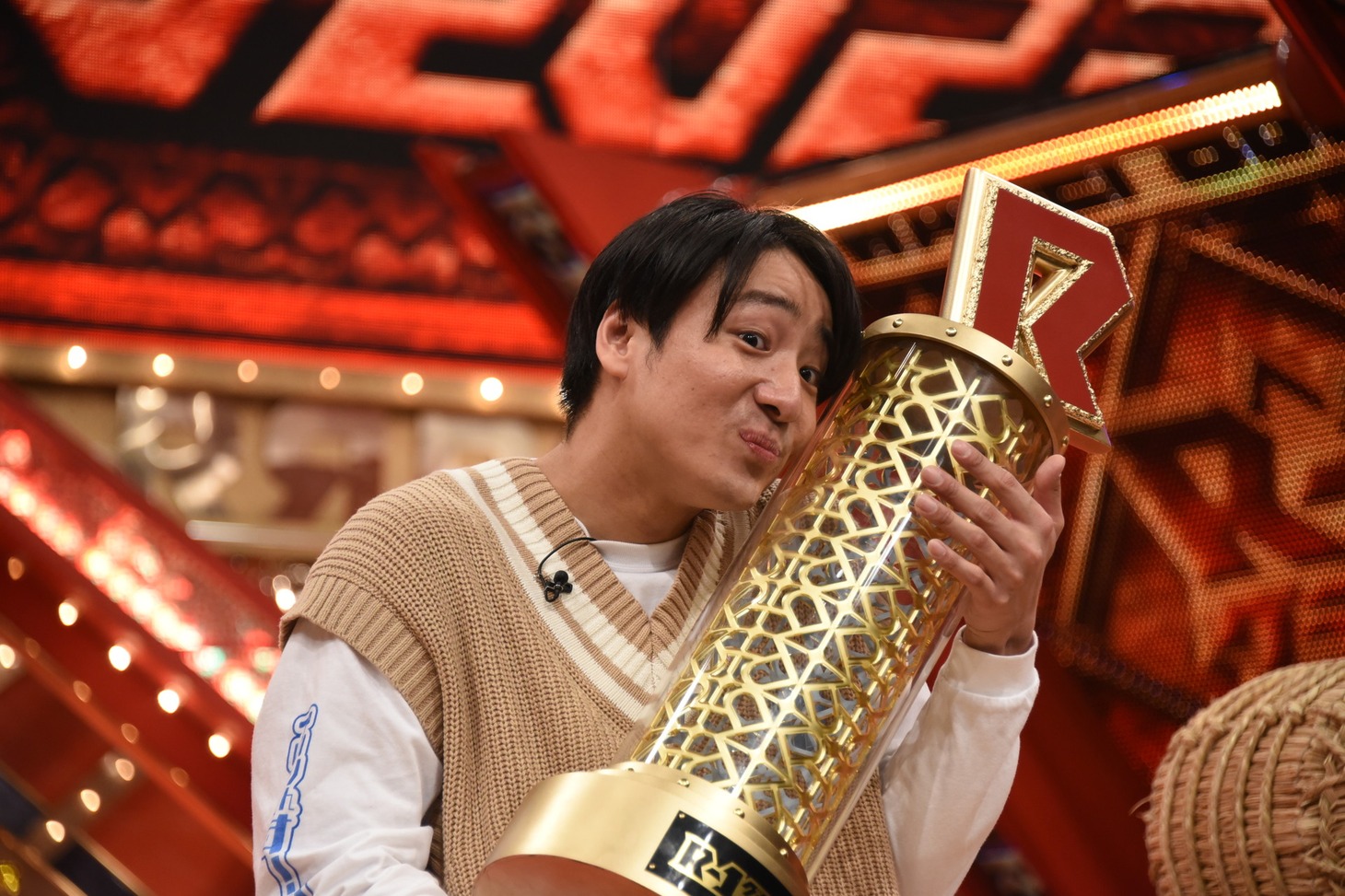 田津原理音